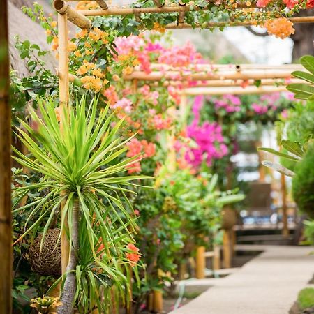 Bambu Cottages Νησιά Γκίλι Εξωτερικό φωτογραφία